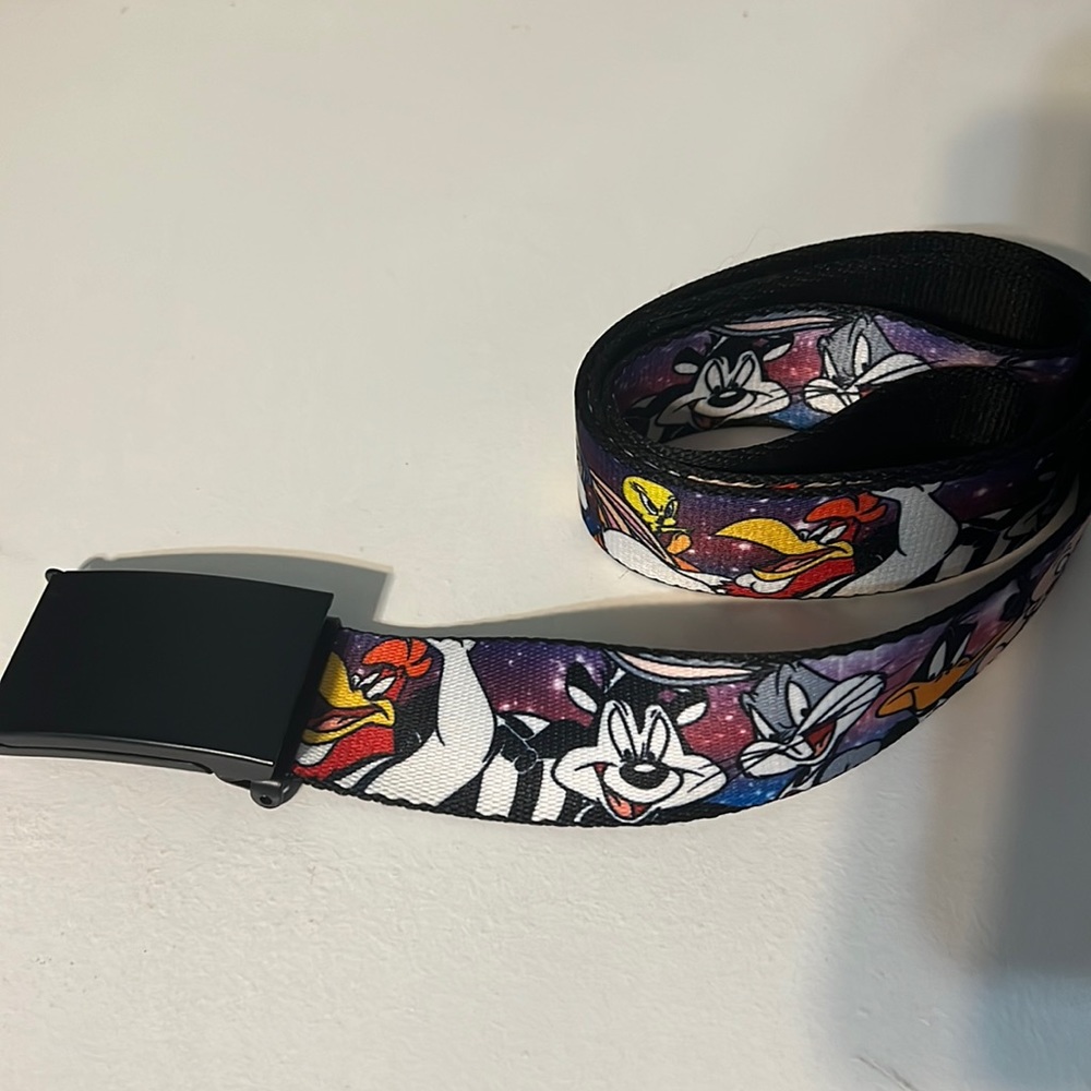 Looney tunes belt